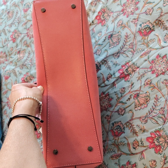 NWT, Beautiful Calvin Klein leather purse/tote/bag - Picture 3 of 7